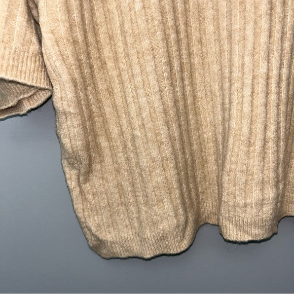 MBYM Loose Fit Sweater Size Small - Picture 8 of 11